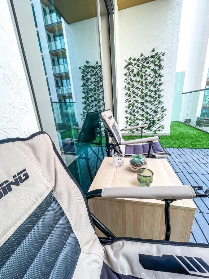 דובאי Stay By Latinem Luxury Studio Holiday Home G6-6103 Near Burj Khalifa מראה חיצוני תמונה